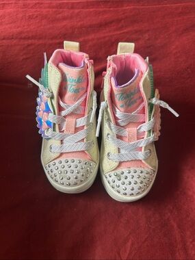Skechers Kids Glitter High-Top Sneakers in Pink, Gold and Green Accent